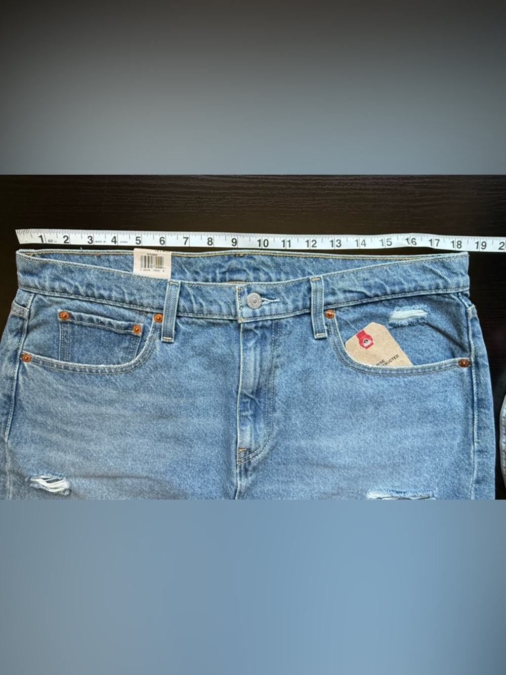 Levi’s High Rise Deconstructed Denim Skirt NWT Size 16 W33 - Picture 7 of 8